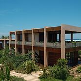 ONTO House Puerto Escondido