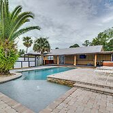 Spacious Micanopy Farmhouse w/ Luxurious Pool!