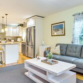 Harwich Port Beach House < Half-mi to Shore!