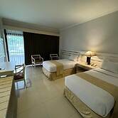 Queen Garden Hotel by Salak Hospitality