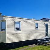 Seaside Caravan Retreat in Craig Tara