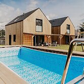 House in Nadole With Private Beach & Jacuzzi