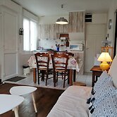 Semi-detached House, Jullouville