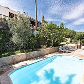 Faro's Sun Beach & More in Almunecar