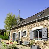 Comfortable Natural Stone House, Plouezec