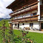 Apartment in Zillertal Near Horbergbahn