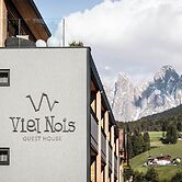 Guesthouse Viel Nois