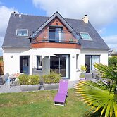 Holiday Home in Crozon Near Sandy Beaches