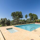 Relaxing La Motte Hideaway for a Group