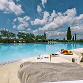 Country House in Tuscany With Pool and Tennis
