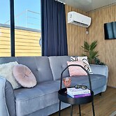 Luxurious House on the Water for 4 People