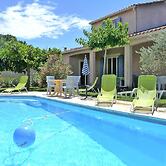 Holiday Home With Pool, Vaison-la-romaine