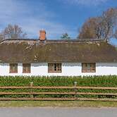 Historisches Reetdachhaus in Ruhiger Lage