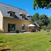 Spacious Holiday Home Located in the Heart of the bay of Mont St Miche