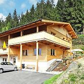 Semi-detached House, Zell am Ziller