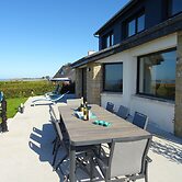 Magnificent Villa by the sea