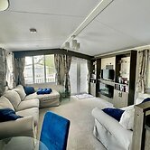 Luxury Caravan on Family Park Near Bournemouth