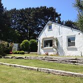 Comfortable Holiday Home With Fantastic sea View