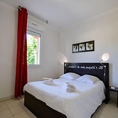 Residence du Chateau de Jouarres, Azille - Apartment 4 Pers. With Balc