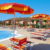 Apartment in Vada With Garden Furniture