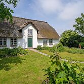 Reetgedecktes Ferienhaus in Westerhever mit Sauna