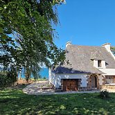 Breton Holiday Home With sea View, Plougasnou
