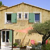 Cottage in Bellegarde Near Camargue Reserve
