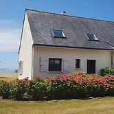 Holiday Home With sea View, Plougasnou