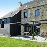 Country House Near Terenez Bay and Beaches