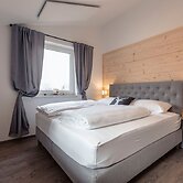 Chalet Arber in St.englmar With its own Hottube