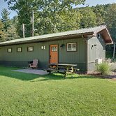 9 Mi to Worlds End State Park: Cabin in Hillsgrove