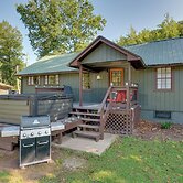 Private Hot Tub: Main Cabin at Elk Creek Escape!
