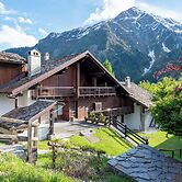 Cozy Apartment With Garden in Courmayeur