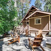 Crestline Vacation Rental < 1 Mi to Lake Gregory!