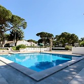 BnB Homes Fal sia Beach Cozy Apartment With Pool