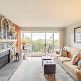 1 Mi to Ski Lifts: Sugar Mountain Condo