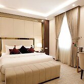 White Moon Hotel