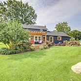 'city Girl Farmhouse' in Hudsonville w/ Hot Tub
