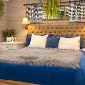 Quinta Pavo Real Complex by Acomodo