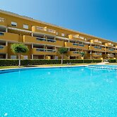 Fais in D nia With 2 Bedrooms and 2 Bathrooms