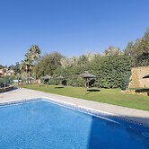 Spikes in Pueblo Nuevo