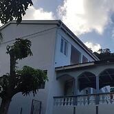 Tropical Paradise Retreat in Soufriere