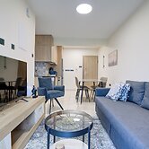 75 Prokymea- Steps From the Sea, Downtown, Balcony