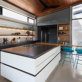 Villa Futura by Acomodo