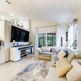 Family-friendly North Lauderdale Home w/ Grill!