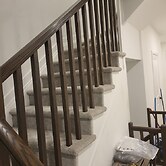 Minutes from Ottawa Airport Short-Term