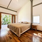 Arquitetura única na Granja Viana