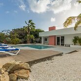 Boca Catalina Apt 3 Boca Catalina-1 Bed-full Kitchen Steps to Beach