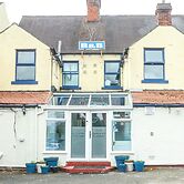 OYO Meadows Way Guest House