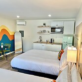 Far Out Motel
